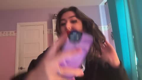 Snapshot of upaydahlia chatting on March 11, 9:26 pm findom goddess dahlia  online show from March 11, 9:26 pm