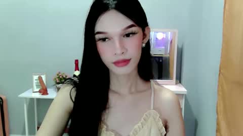 ur_asianbabexxx online show from December 5, 12:03 pm