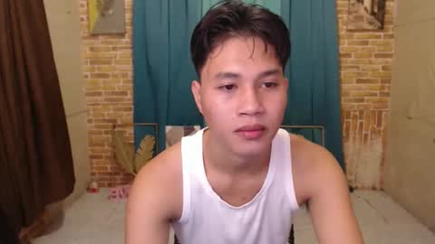 ur_boy_mark online show from October 13, 9:44 am