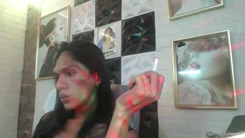 Snapshot of ur_chrizzy_fav chatting on October 9, 7:47 am chrizzy online show from October 9, 7:47 am