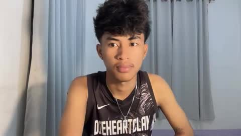 ur_fuckerbttm online show from February 1, 12:13 pm