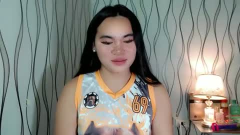 QUEENSY online show from February 5, 6:39 am