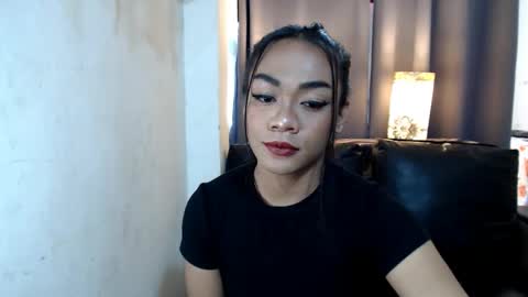 Olivia online show from February 7, 8:31 pm