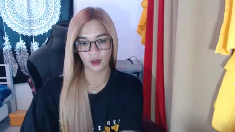 jess online show from December 8, 8:30 am