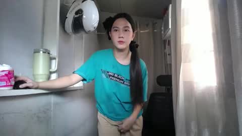 Snapshot of urasiantserika chatting on October 24, 6:47 am Erika online show from October 24, 6:47 am
