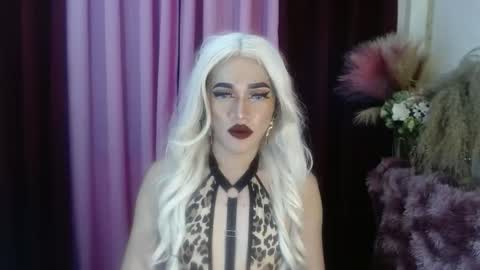 KENDALL online show from September 15, 8:43 pm