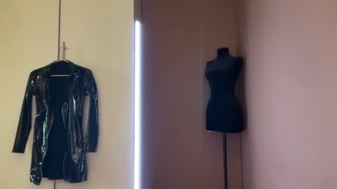 Margo online show from December 17, 8:32 am