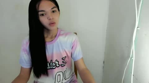 urdoll_alliah online show from May 24, 3:29 pm