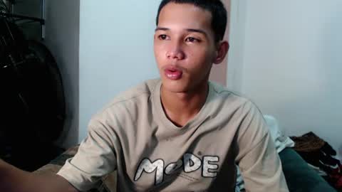 urdreamboy_clarin online show from June 28, 12:12 pm