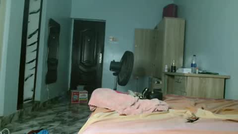 urflirtydoll online show from March 28, 7:04 pm