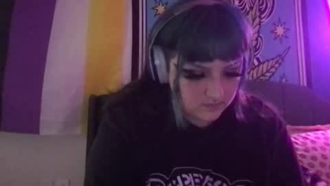 sativa raye online show from March 31, 6:58 am