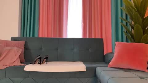 Jenny online show from February 3, 11:47 am