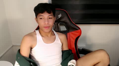 Ethan online show from May 27, 1:57 am
