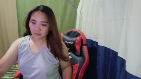 urhotjen online show from March 8, 1:48 pm