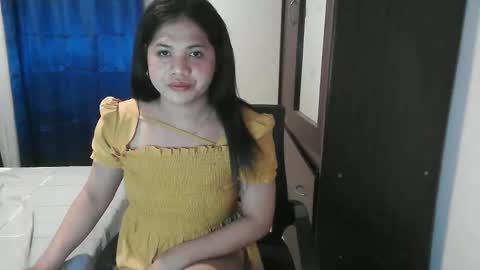 georgea online show from December 3, 2:11 pm