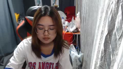 urlovelychinita online show from March 2, 2:30 am