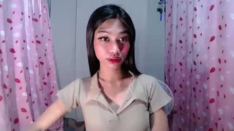 urloverjasmine_xx online show from March 27, 5:58 pm