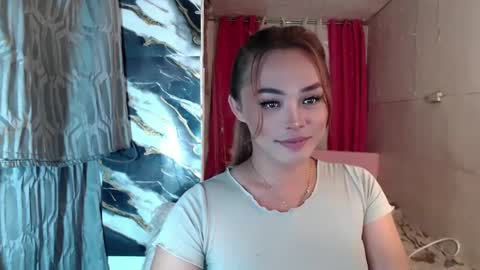 TYRA online show from December 21, 12:38 pm