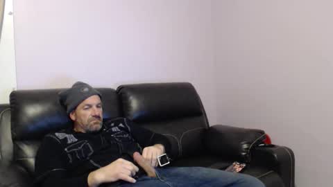 urslav75 online show from December 14, 11:38 am