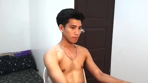 ursweetie_boy online show from March 25, 10:22 am