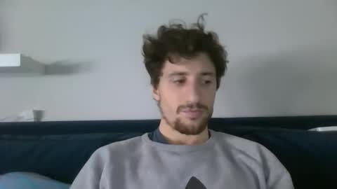 users1819 online show from December 18, 8:31 am