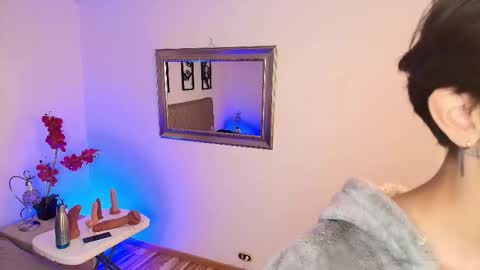 UYUKIE online show from October 7, 12:45 pm