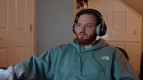 v_for_veng online show from March 2, 11:42 pm