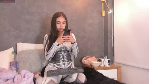 VAELINA ANGELS online show from April 21, 2:51 am