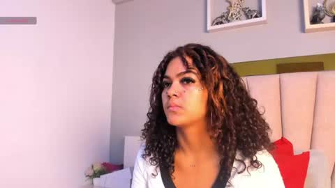 vahioleth  online show from July 29, 3:06 am
