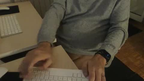 vaibrasilpirocudo online show from November 14, 10:11 pm