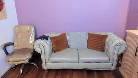 Vaiolet Harris online show from April 9, 11:38 am