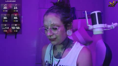 Vainilla Independent model online show from March 21, 1:11 am