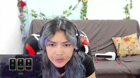 Vaiolet1314 online show from February 13, 2:04 am