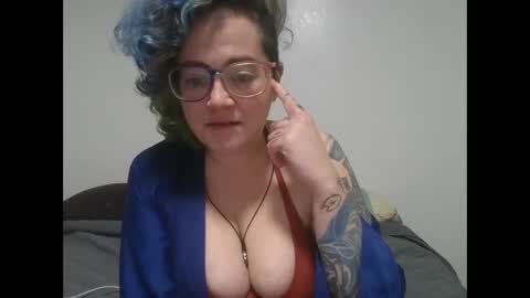 Snapshot of valarieak chatting on October 21, 8:08 am valarieak online show from October 21, 8:08 am