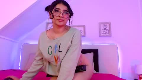 Tifanny  online show from February 21, 7:54 pm