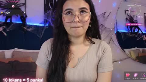 Tifanny  online show from October 24, 8:42 pm