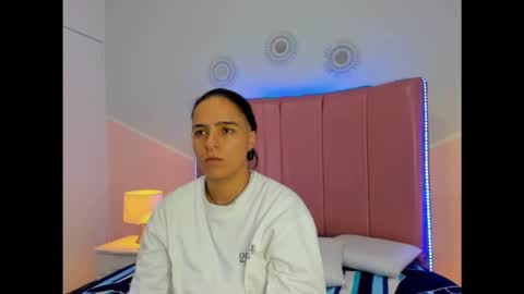 Liam smith online show from December 5, 12:58 pm