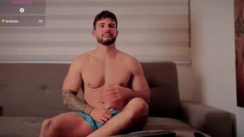 valenthinoking online show from October 12, 5:33 am