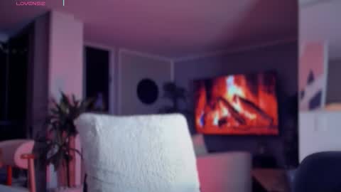 valenthinoking online show from February 9, 3:21 am