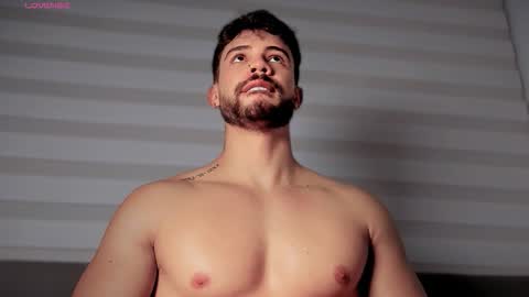 valenthinoking online show from November 17, 3:31 am