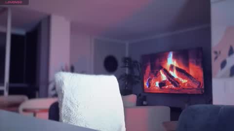 valenthinoking online show from February 3, 2:53 am