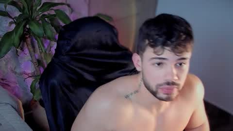 valenthinoking online show from September 14, 11:06 pm