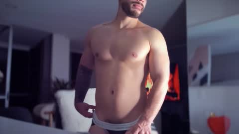 valenthinoking online show from February 25, 3:32 am