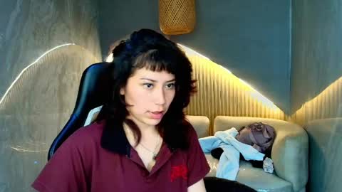 Valentina online show from April 19, 6:21 pm