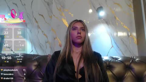 Snapshot of valentina_red18 chatting on September 9, 6:41 pm Valentina online show from September 9, 6:41 pm