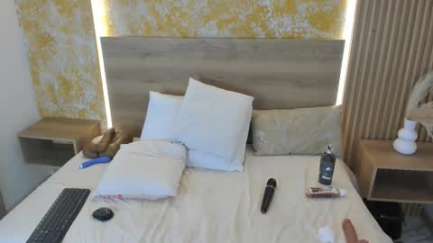 Valentina  online show from October 25, 1:22 pm