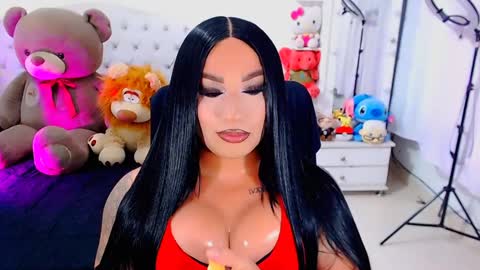 Snapshot of valentinaxqueen chatting on December 4, 11:30 pm    online show from December 4, 11:30 pm