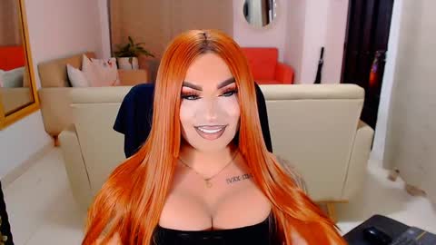 Snapshot of valentinaxqueen chatting on January 26, 12:47 am    online show from January 26, 12:47 am