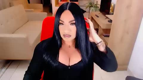 Snapshot of valentinaxqueen chatting on October 19, 11:20 pm    online show from October 19, 11:20 pm
