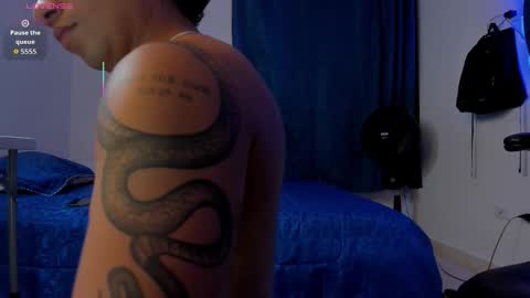 valentino santos online show from November 14, 3:31 am